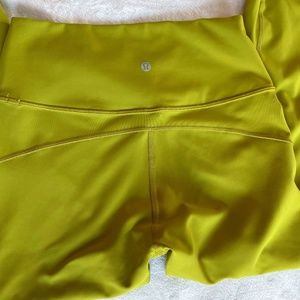 Lululemon In Movement Tight 25" *Everlux